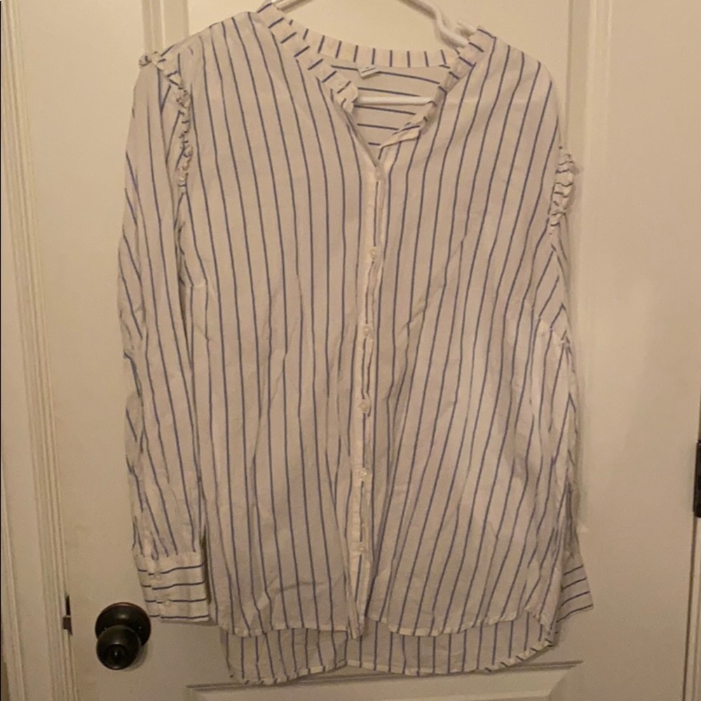 Old Navy ⚪️ Button-down Long Sleeve
